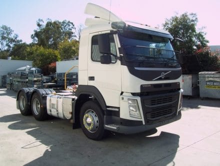2015 Volvo FM450 100 5039 440x333 - 2015 Volvo FM450