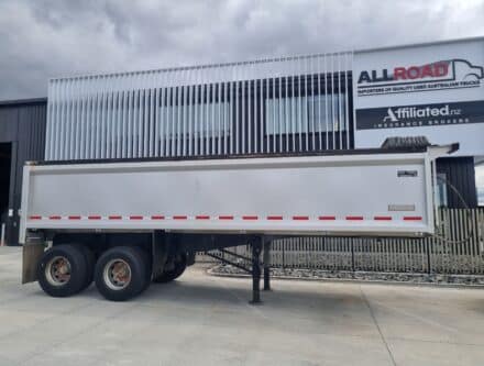 20250318 124817 440x333 - 2017 Transfleet 2 Axle
