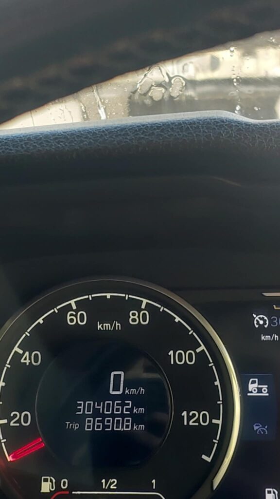 1000011888