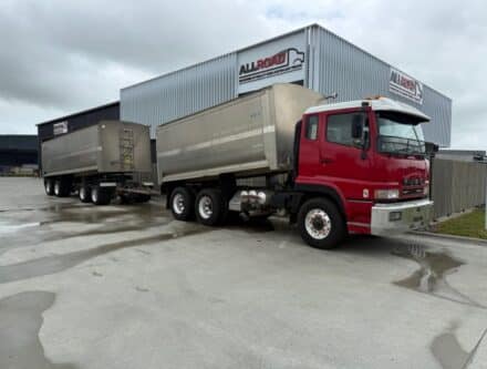 IMG 0828 440x333 - fuso tipper unit alloy