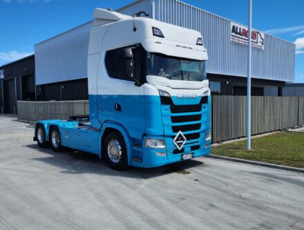 Home c68d9fd4 6b09 481c 8af2 1f5d6e689b1a 440x333 - Home