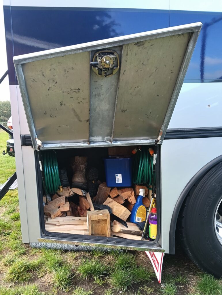 d6325189-0375-4702-a0bc-ec62358af272